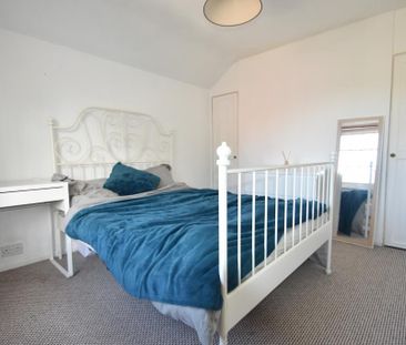 4 bedroom terraced house to rent - Photo 1