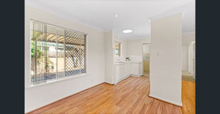 RENOVATED 3X1 IN CENTRAL LOCATION - Photo 3