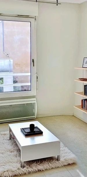 Location Appartement 1 pièce 18m² - Photo 1