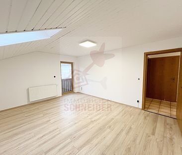 IMMOBILIEN SCHNEIDER -Steinhöring- schöne 4 Zimmer DG-Wohnung mit großer Dachterrasse und Wohnküche - Foto 6