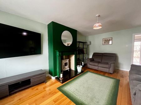 30 Connyburrow, Strathfoyle, Derry/Londonderry, BT47 6YD - Photo 2