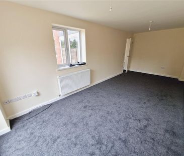 4 bedroom detached house to rent - Photo 6