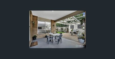 Modern & Comfortable - Photo 2