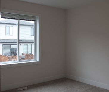 For Lease - 1820 Canvas Way Unit# 17, London North, Ontario - Photo 6