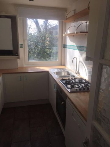 3 bedroom apartment to rent - Photo 5