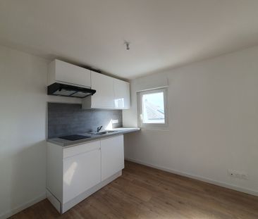 Location Appartement 2 pièces 37m² CHATELLERAULT 86100 - Photo 3