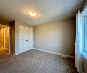 For Lease - 1047 Acoustic Way, Blossom Park - Airport and Area, Ont... - Photo 6