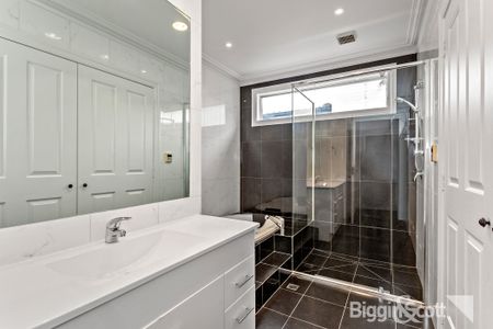 41 Highbury Grove, Prahran VIC 3181 - House For Rent | Domain - Photo 5