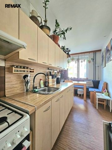 Pronájem bytu 2+1 v osobním vlastnictví 52 m², Blansko - Photo 3