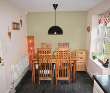 2 bedroom House To Let - Photo 4