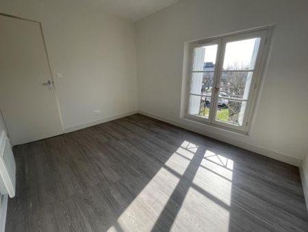 Location Appartement 3 pièces 56m² BEAULIEU LES LOCHES 37600 - Photo 5