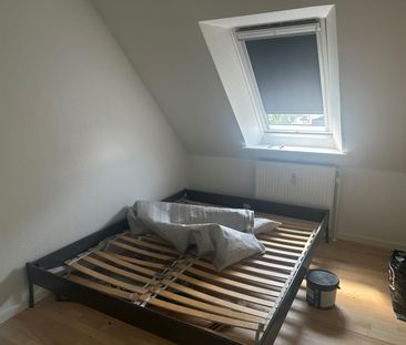 <b>RUMMELIG OG LYS 5-VÆRELSES LEJLIGHED I GUG – 147 M² MED STOR ALT... - Photo 4
