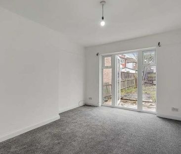 Beechwood Gardens, Ealing, NW10 - Photo 5