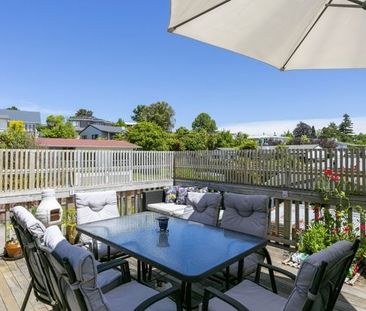 Large Family Home, Excellent School Zone - Photo 4