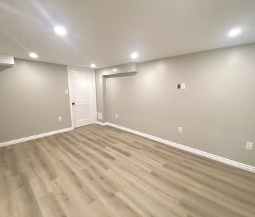 $1,699 / 2 br / 1 ba / 695 sqft 2BR Duplex in Hamilton - Photo 4