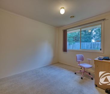 PERFECT FAMILY HOME - Photo 6