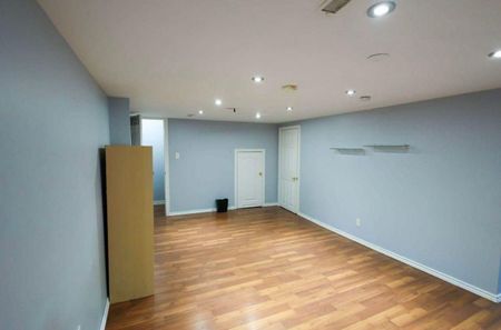 For Lease - 120 Town House Crescent, Brampton, Ontario - Photo 2