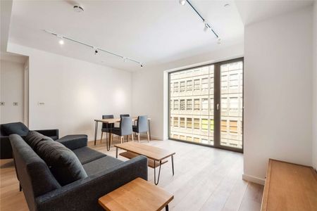 Beautiful 2 bedroom, 3rd floor apartment in a stylish boutique development (with concierge) in the heart of Westminster, just 0.2 miles to St. James Park station. - Photo 3