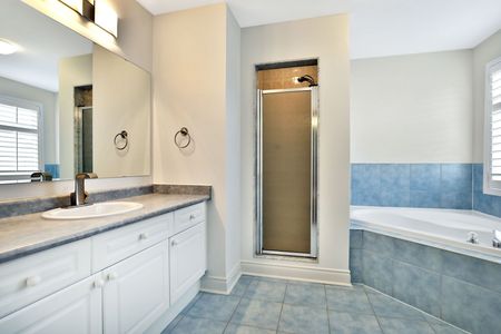 For Lease - 2565 Falkland Crescent, Oakville, Ontario - Photo 4