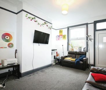 5 bedroom terraced house to rent - Photo 2