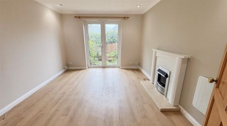 Ridgeway Close, Heathfield TN21 8NS - Photo 3