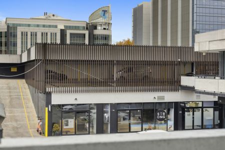 Fabulous One Bedroom in Braddon - Photo 4