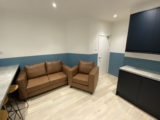 4 Bed Flat, Baldwin St, BS1 - Photo 1