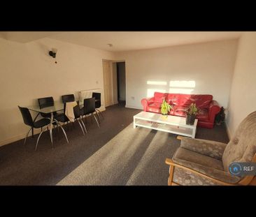 1 bedroom in a flat share to rent - Photo 1