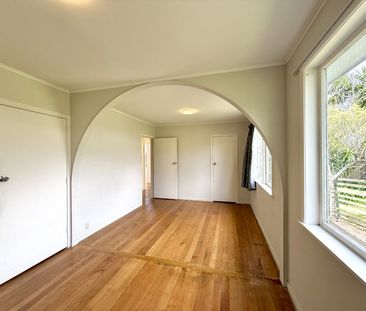 Spacious Family Home - Photo 3