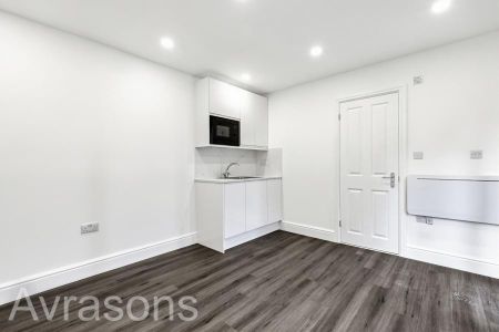 2 bedroom flat to rent - Photo 5