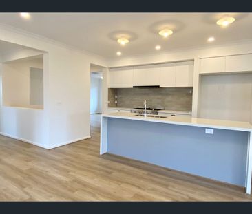 23 Echuca Avenue, Eynesbury, Vic 3338 - Photo 6