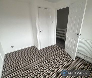 3 bedroom terraced house to rent - Photo 4