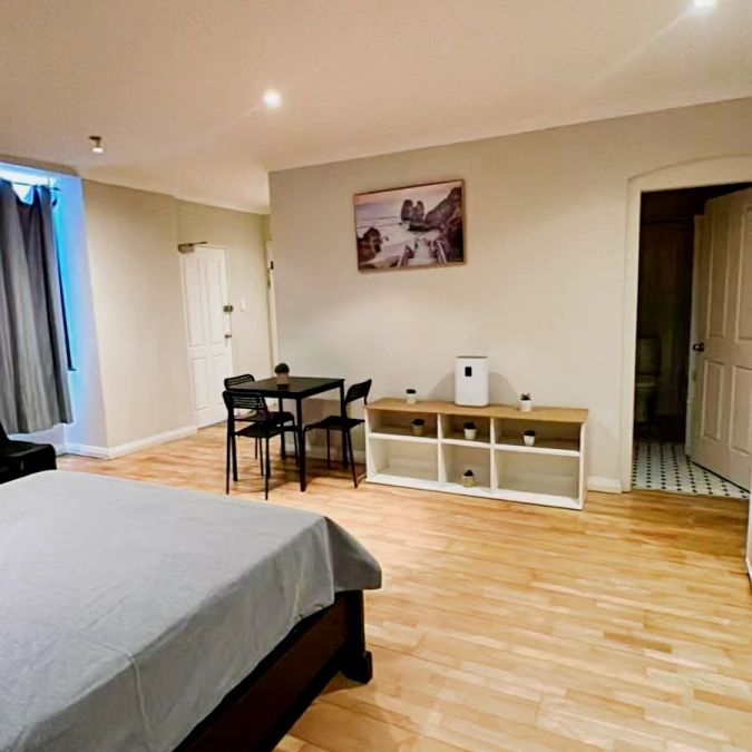 9 Greenknowe Ave-HSA0069, Sydney - Photo 1