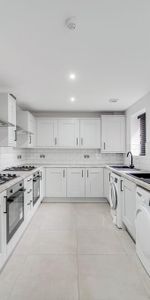 6 bedroom house to rent - Photo 3