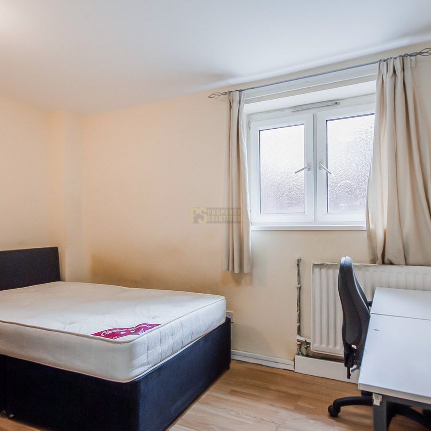 2a Kelsey Close - Photo 1