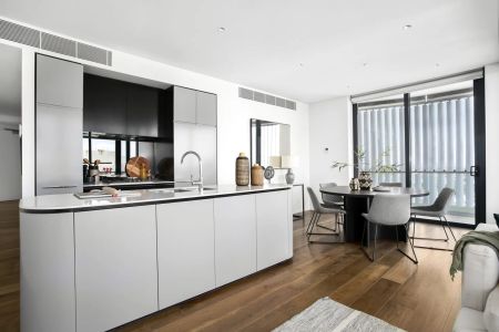 The Sky's The Limit In This Extraordinary Sub Penthouse - Photo 3