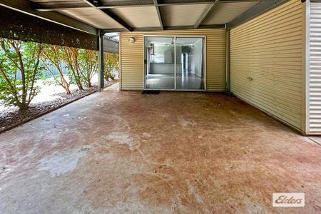 21 Bradshaw Crescent - Photo 5