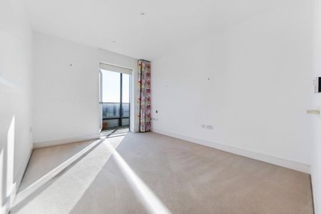 3 bedroom penthouse to rent - Photo 2