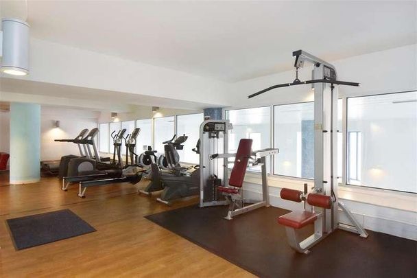 Hera Court, Homer Drive, London, E14 - Photo 1