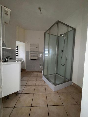 Location Appartement 3 pièces 55m² LA TALAUDIERE 42350 - Photo 3