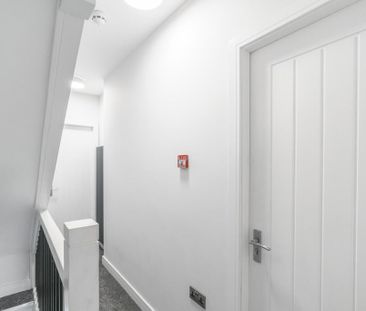 5 bedroom terraced house to rent - Photo 2