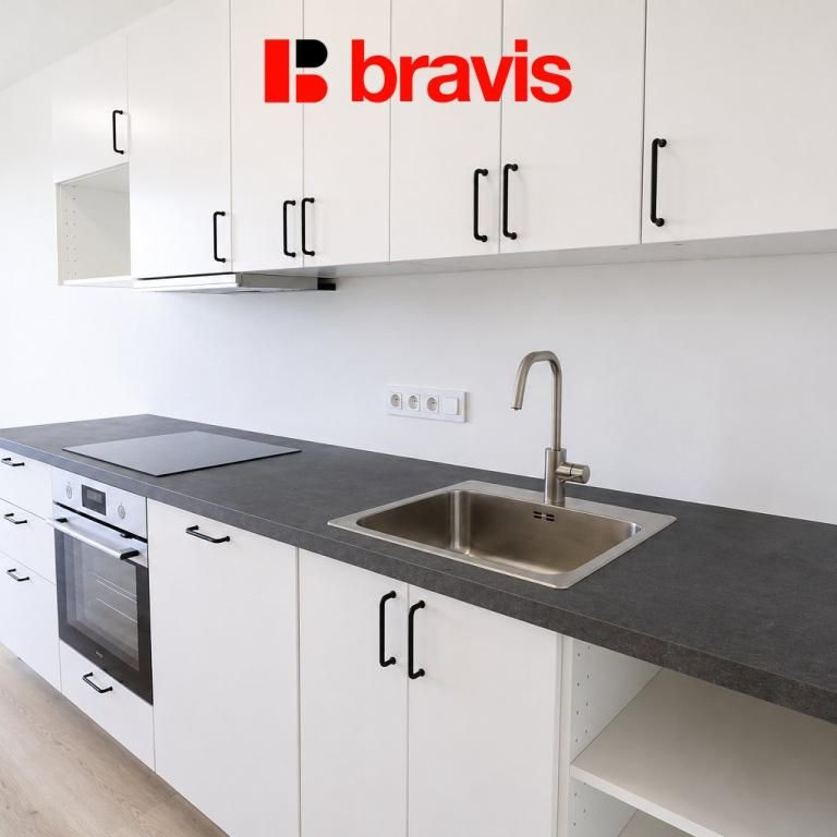 Pronájem bytu 1+kk 38 m2 - Фото 1
