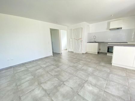 Apartment - Photo 3