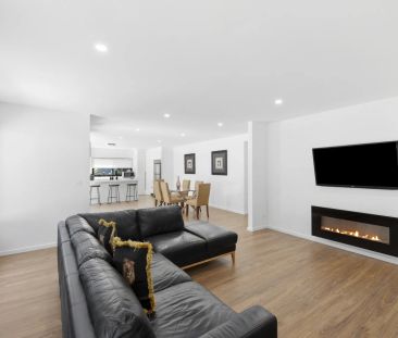 Stunning brand-New build with bush outlook - Photo 1