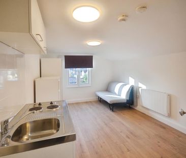 Studio to rent - Photo 4