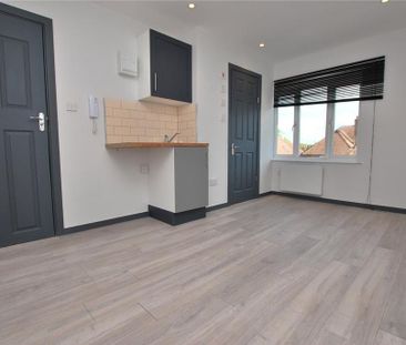 1 bedroom house of multiple occupation to rent - Photo 4