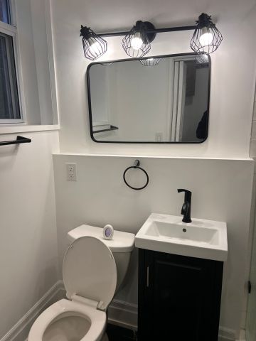 For Lease - 917 St Clair Avenue Unit# 17, Toronto, Ontario - Photo 4