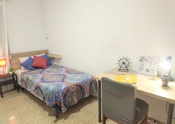 Carrer Isaac Peral, Burjassot, Valencian Community 46100