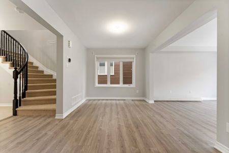 For Lease - 408 Aphelion Crescent, Barrhaven, Ontario - Photo 5