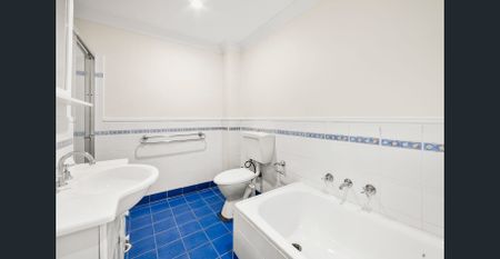 Spacious & Convenient - Photo 5